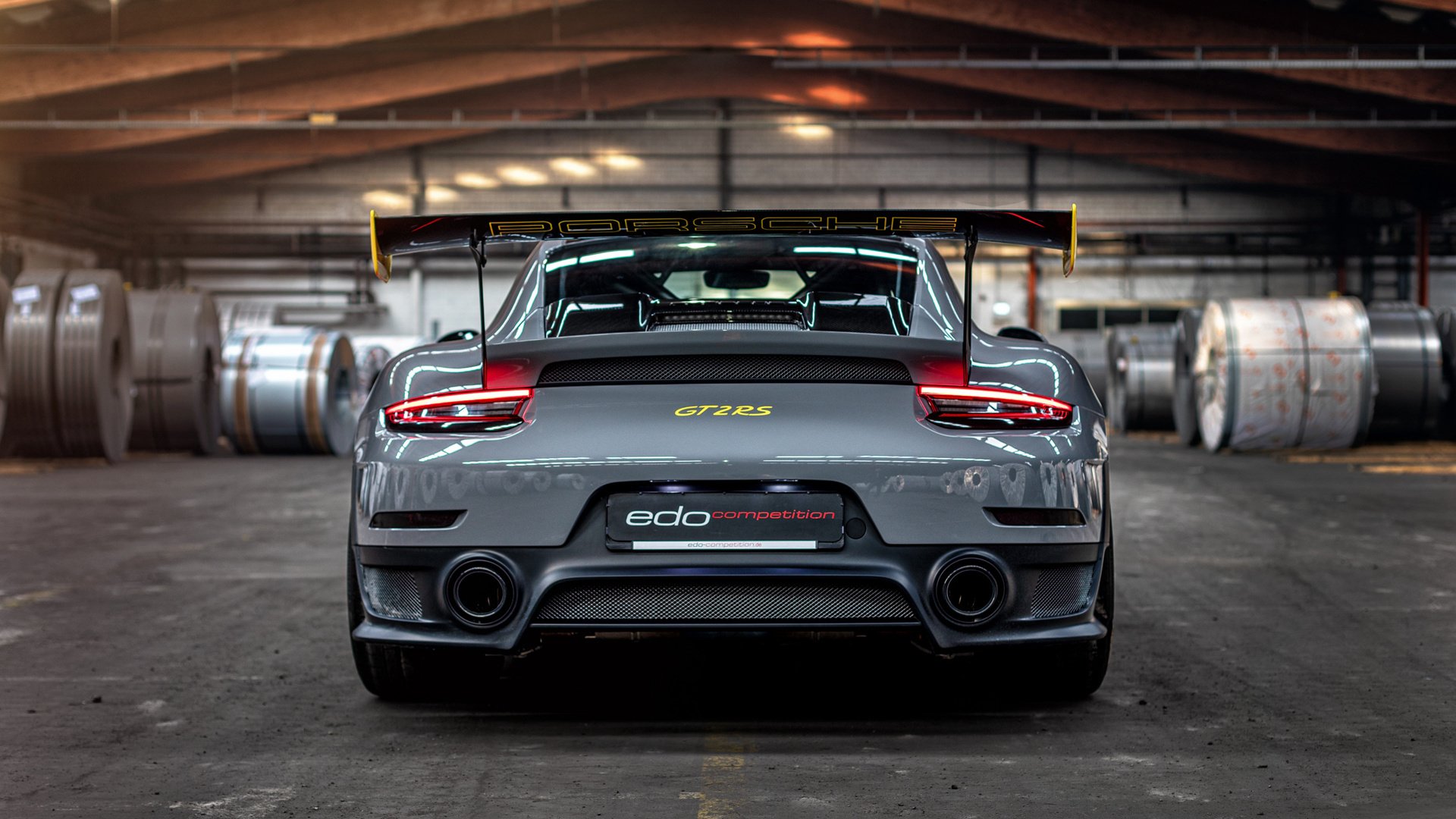 开云体育app-绿茵双雄，阿森纳的德意志碾压与苏亚雷斯的硬仗王者传奇